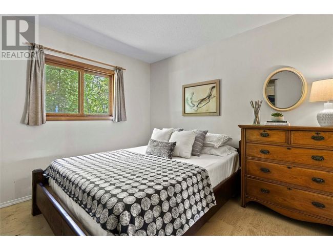 4006 Express Point Rd, House other with 4 bedrooms, 2 bathrooms and null parking in Scotch Creek BC | Image 39