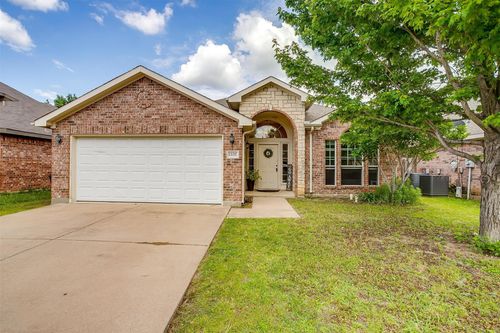 12217 Shadow Wood Trl, Burleson, TX, 76028-7570 | Card Image