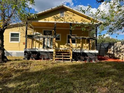 37611 Gaddis Street, House other with 3 bedrooms, 1 bathrooms and null parking in Dade City FL | Image 1