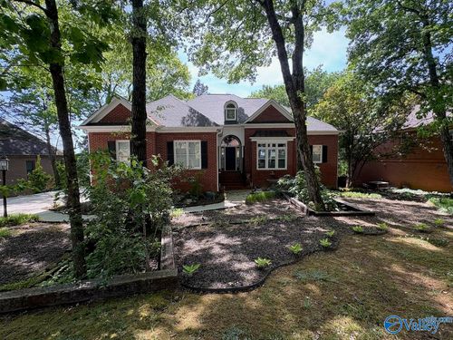 2105 Greenslope Trl Ne, Huntsville, AL, 35811-2609 | Card Image