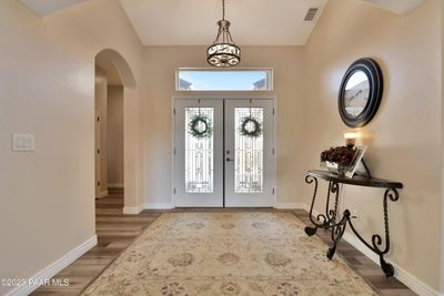 Foyer | Image 2