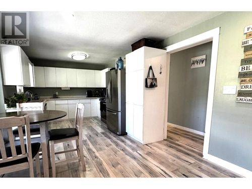 2484 Bailey Rd, Williams Lake, BC, V2G5B9 | Card Image