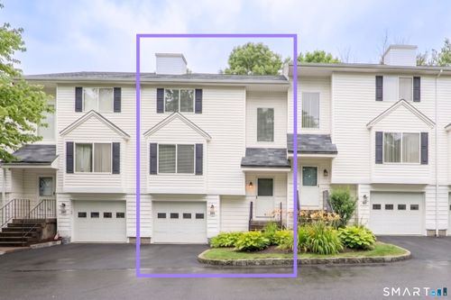 68-10 South St, Danbury, CT, 06810-3103 | Card Image
