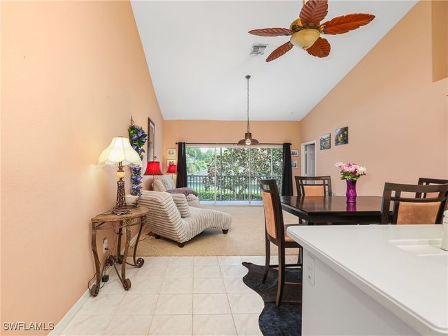 APT-202 - 1170 Partridge Ln, Condo with 2 bedrooms, 2 bathrooms and null parking in NAPLES FL | Image 11