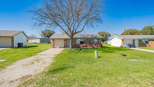 1517 Coral Cut Off, Azle, TX, 76020-4772 | Card Image
