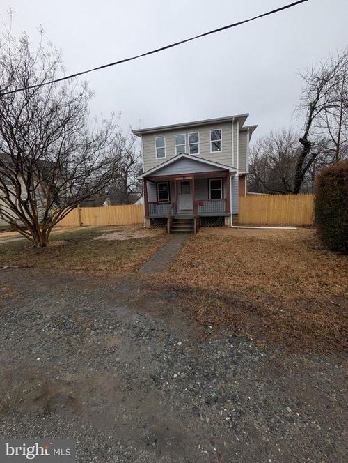 6122 54th Ave, RIVERDALE, MD, 20737-1225 | Card Image