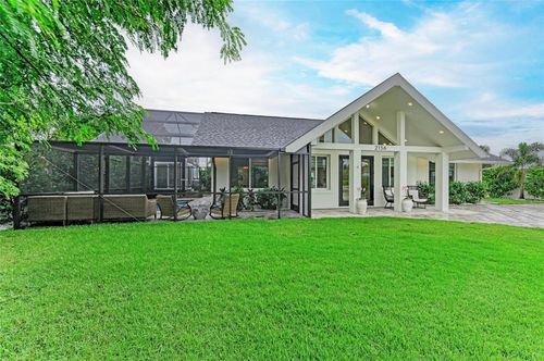2156 Orchid St, SARASOTA, FL, 34239-5220 | Card Image