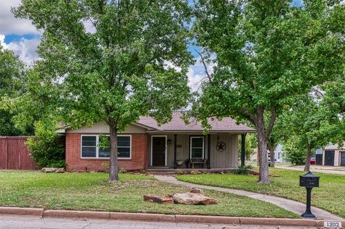 1202 Nw 4th Ave, Mineral Wells, TX, 76067-3515 | Card Image