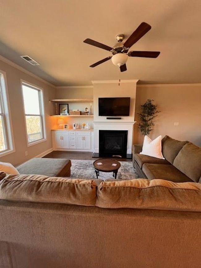 1935 Manor Pointe Dr, Condo with 3 bedrooms, 3 bathrooms and null parking in Cumming GA | Image 15