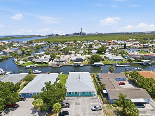e-1041 Apollo Beach Blvd, Apollo Beach, FL, 33572-2067 | Card Image