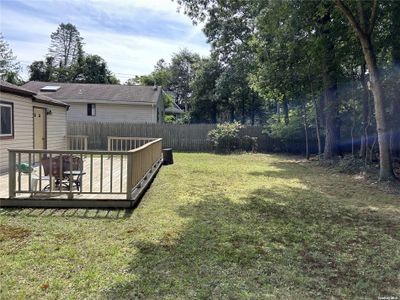 Side yard w/deck (needs CO) | Image 3