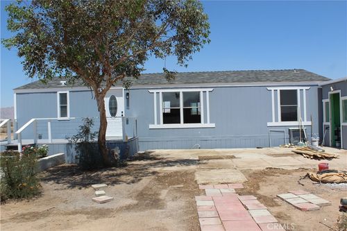 15030 Fairlane Rd, Lucerne Valley, CA, 92356-8968 | Card Image