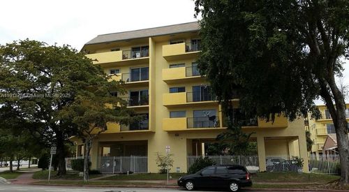 apt-206-1975 Normandy Dr, Miami Beach, FL, 33141-4400 | Card Image