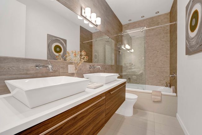 APT-3 - 2235 W Belden Ave, Condo with 3 bedrooms, 2 bathrooms and 1 parking in CHICAGO IL | Image 13