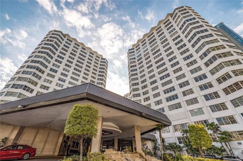 apt-1262-801 Brickell Bay Dr, Miami, FL, 33131-2939 | Card Image