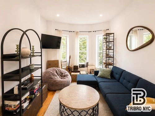 2-465 Eastern Parkway, New York City, NY, 11216 | Card Image