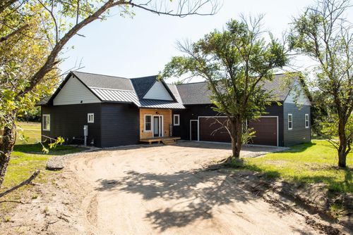 1001 Moore St, Starbuck, MN, 56381-2481 | Card Image