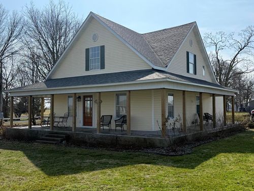800 E Commercial St, Exeter, MO, 65647-9135 | Card Image