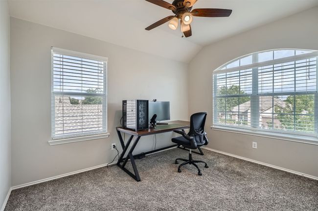 811 Clear Springs Holw, House other with 4 bedrooms, 3 bathrooms and null parking in Buda TX | Image 14
