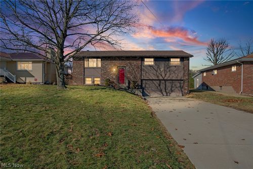 216 Beechwood Blvd, Wintersville, OH, 43953-3822 | Card Image