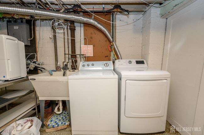 245 Newman St, Townhouse with 2 bedrooms, 1 bathrooms and null parking in Metuchen NJ | Image 29
