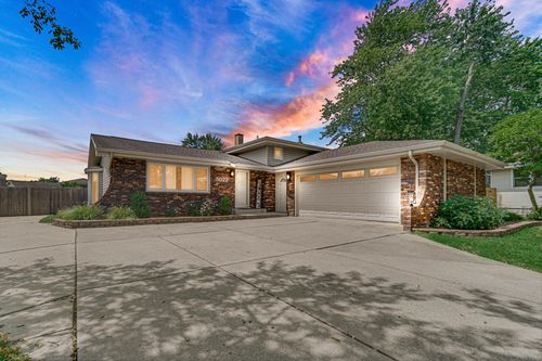 5077 W 87th Ln, Crown Point, IN, 46307-1615 | Card Image