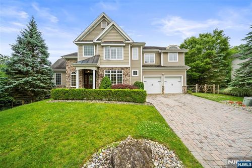 65 Overlook Rdg, Oakland, NJ, 07436-2362 | Card Image