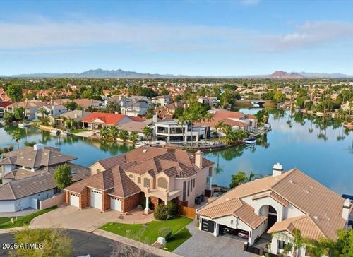 1748 E Queen Palm Dr, Gilbert, AZ, 85234-4924 | Card Image