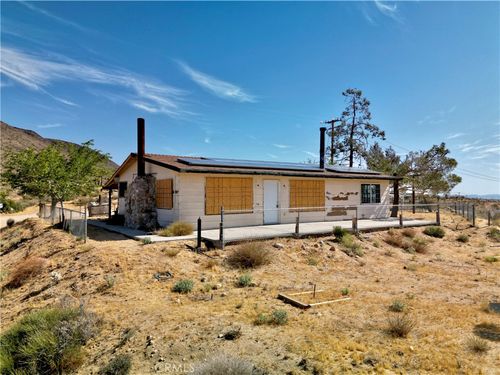 55190 Pipes Canyon Rd, Yucca Valley, CA, 92284-4504 | Card Image