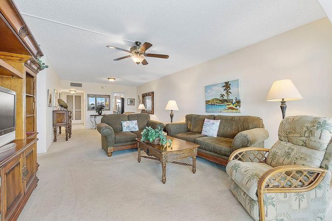 APT-1030D - 3310 S Ocean Blvd, Condo with 2 bedrooms, 2 bathrooms and null parking in Highland Beach FL | Image 10