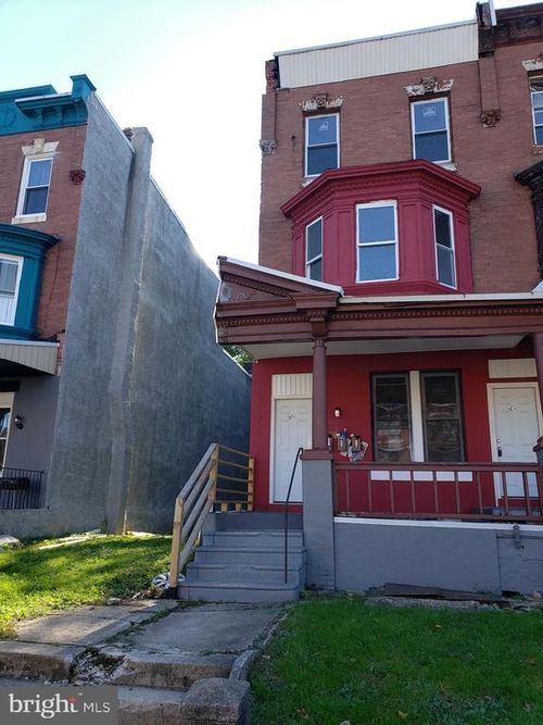 1742 W Erie Ave, Philadelphia, PA, 19140-3537 | Card Image