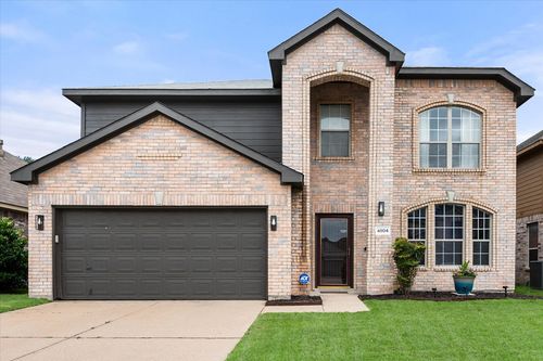 4804 Palm Ridge Dr, Fort Worth, TX, 76133-8318 | Card Image