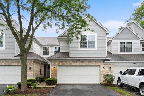 126-126 Bay Dr, Itasca, IL, 60143-1295 | Card Image