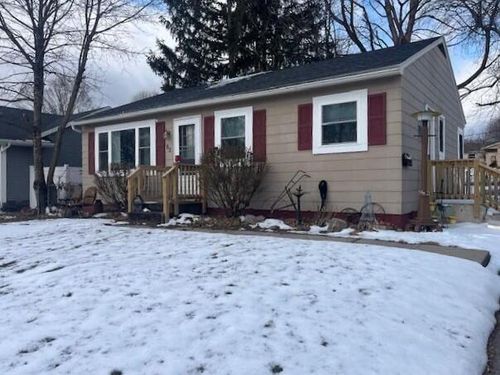 82 Leonard Ave, Plattsburgh, NY, 12901-2565 | Card Image