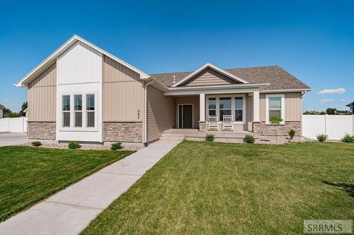 542 Steinfeld Dr, Ammon, ID, 83401-2415 | Card Image