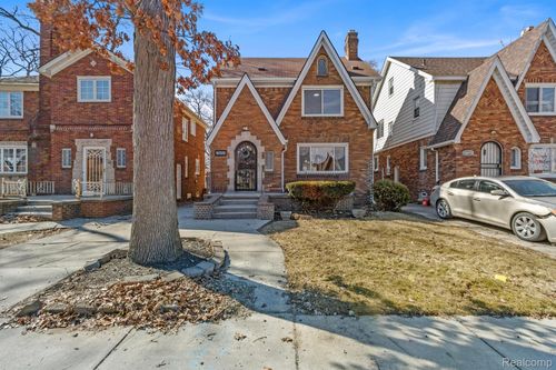 16509 Northlawn St, Detroit, MI, 48221-2951 | Card Image