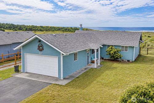 19407 K Pl, Long Beach, WA, 98631-7041 | Card Image