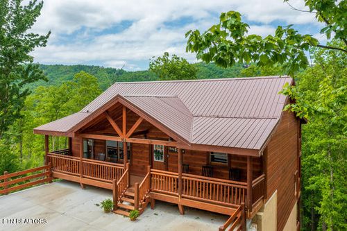 933 Street Of Dreams, Gatlinburg, TN, 37738-4466 | Card Image