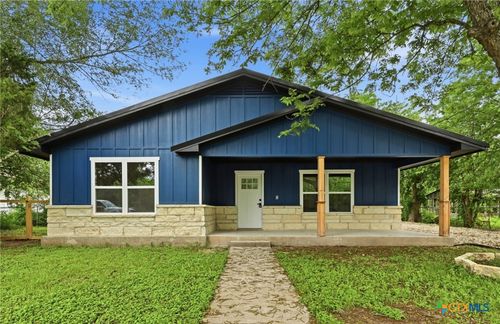 827 Clearfork Street, Lockhart, TX, 78644 | Card Image