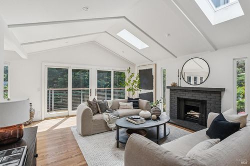 320 Montford Ave, Mill Valley, CA, 94941-3313 | Card Image