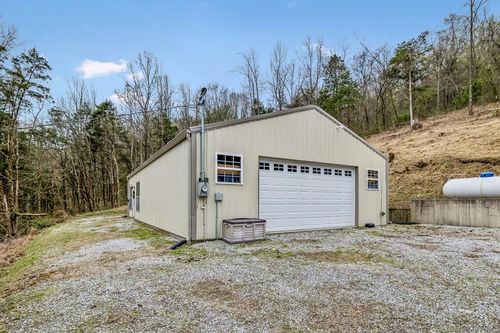 18 York Ln, Elmwood, TN, 38560-1000 | Card Image