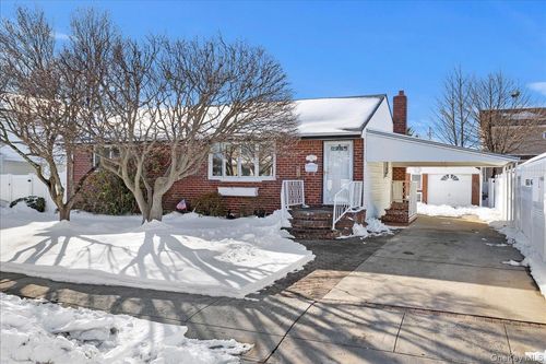 119 S 6th St, Bethpage, NY, 11714-2509 | Card Image