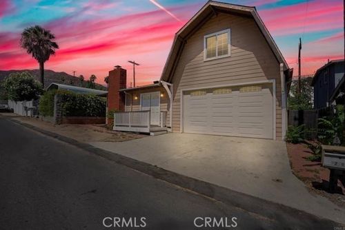 32989 Pepper Dr, Lake Elsinore, CA, 92530 | Card Image