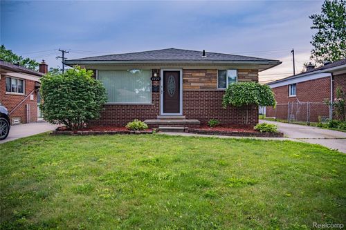 4420 Katherine St, Dearborn Heights, MI, 48125-2618 | Card Image