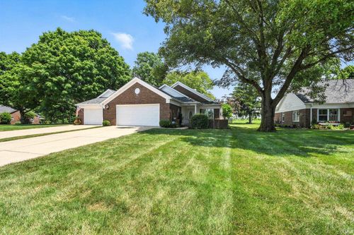 1335 Coin Dr, Frankfort, IN, 46041-3280 | Card Image