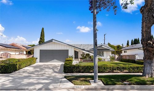 10651 Alderson Ave, Garden Grove, CA, 92840-1203 | Card Image