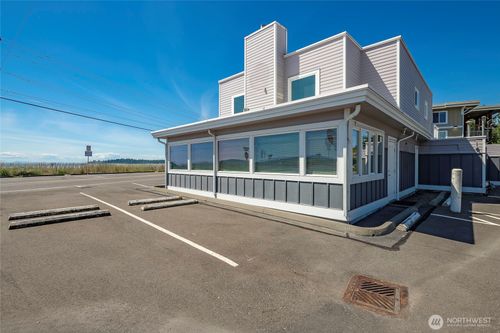 8045 Birch Bay Dr, Blaine, WA, 98230-9017 | Card Image