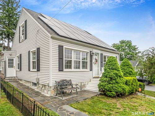 67 Corona Dr, Waterbury, CT, 06708-1735 | Card Image
