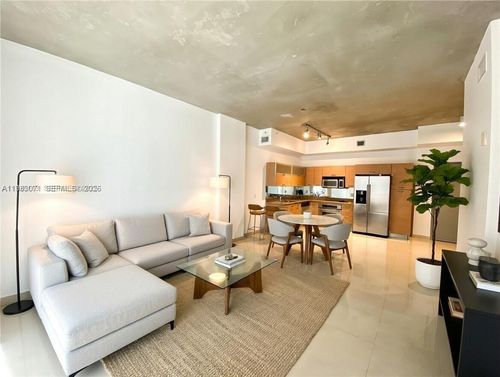 1008-2275 Biscayne Blvd, Miami, FL, 33137-5034 | Card Image