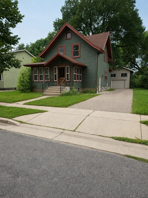 816 3rd St Se, Willmar, MN, 56201-4514 | Card Image